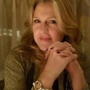 Meet your Posher, Deborah